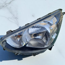 Laden Sie das Bild in den Galerie-Viewer, Frontscheinwerfer Mitsubishi Space Star Links Scheinwerfer Headlight