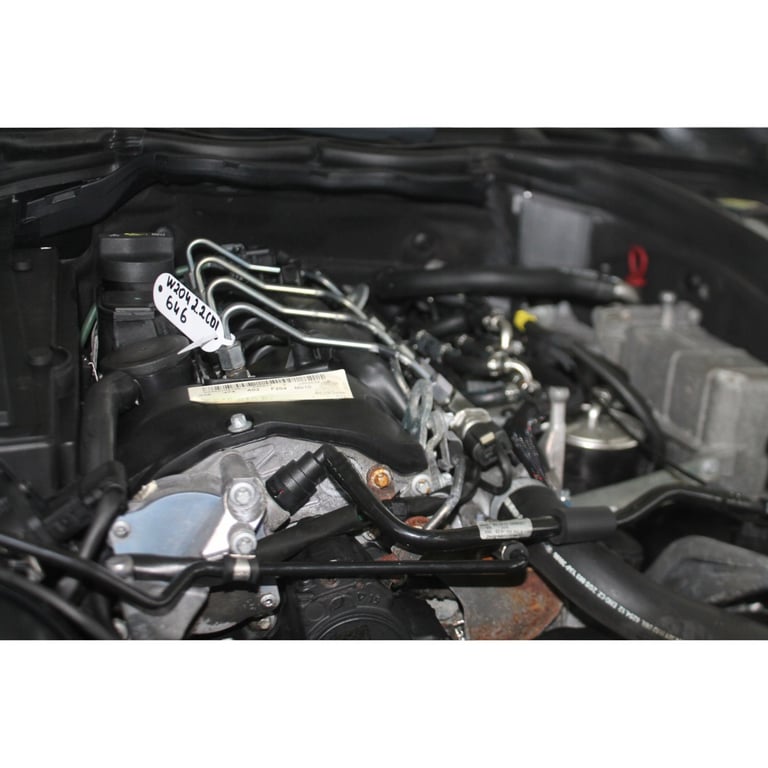 Motor Mercedes-Benz 646811 2.2 CDI 140PS 167TKm 2006 Diesel Engine Unkomplett