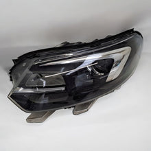 Laden Sie das Bild in den Galerie-Viewer, Frontscheinwerfer Opel Zafira C Vivaro 9832836780 LED Links Headlight