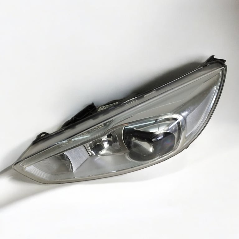 Frontscheinwerfer Ford Focus III F1EB-13D155-AG Xenon Links Headlight