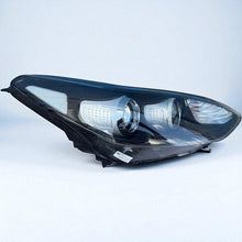 Laden Sie das Bild in den Galerie-Viewer, Frontscheinwerfer Kia Sportage Xenon Rechts Scheinwerfer Headlight SCH9503128079dc