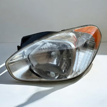 Load image into Gallery viewer, Frontscheinwerfer Hyundai Accent III 92101-1E0XX Links Scheinwerfer Headlight