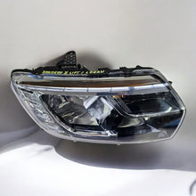 Load image into Gallery viewer, Frontscheinwerfer Dacia Logan Sandero II 90114431 260103529R Rechts Headlight