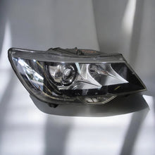 Laden Sie das Bild in den Galerie-Viewer, Frontscheinwerfer Skoda Superb II 3T1941016H Xenon Rechts Scheinwerfer Headlight