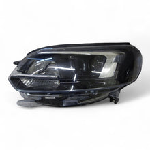 Load image into Gallery viewer, Frontscheinwerfer Opel Zafira Vivaro C 00218275-01 Xenon Links Headlight SCH8270262802kq