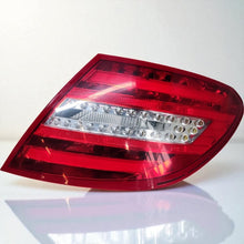 Load image into Gallery viewer, Rückleuchte Mercedes-Benz W204 2048205864 Rechts Rearlight