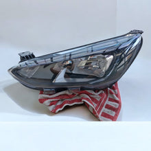 Laden Sie das Bild in den Galerie-Viewer, Frontscheinwerfer Ford Focus MX7B-13E015-CC LED Links Scheinwerfer Headlight