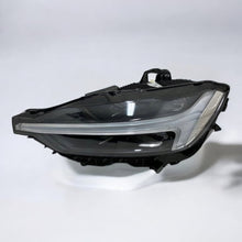 Laden Sie das Bild in den Galerie-Viewer, Frontscheinwerfer Volvo Xc60 32342506 Full LED Links Scheinwerfer Headlight SCH5427720319oz
