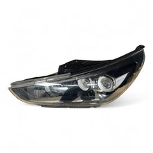 Laden Sie das Bild in den Galerie-Viewer, Frontscheinwerfer Hyundai I30 III 92102G4120 Full LED Rechts oder Links