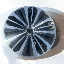 Load image into Gallery viewer, 1x Alufelge 18 Zoll 8.0&quot; 5x108 42ET Glanz Graphit 32209455 Mg S90 Rim Wheel