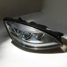 Laden Sie das Bild in den Galerie-Viewer, Frontscheinwerfer Mercedes-Benz W221 A2218201439 Xenon Rechts Headlight SCH2114289832kc