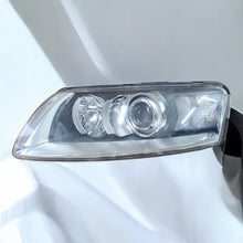 Load image into Gallery viewer, Frontscheinwerfer Audi A6 C6 4F0941029 Xenon Ein Stück (Rechts oder Links)