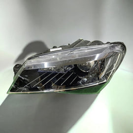 Frontscheinwerfer Skoda Superb III 3V1941015B Xenon Links Scheinwerfer Headlight