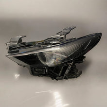 Laden Sie das Bild in den Galerie-Viewer, Frontscheinwerfer Mazda III BCJH-51040 LED Rechts Scheinwerfer Headlight