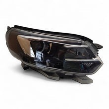 Laden Sie das Bild in den Galerie-Viewer, Frontscheinwerfer Opel Zafira Vivaro 9832836480 Xenon Rechts Headlight
