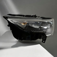 Laden Sie das Bild in den Galerie-Viewer, Frontscheinwerfer Audi Q3 83A941011 Links Scheinwerfer Headlight