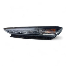 Laden Sie das Bild in den Galerie-Viewer, Frontscheinwerfer Hyundai Kona 92207-J90 LED Ein Stück (Rechts oder Links) SCH7608344676xi