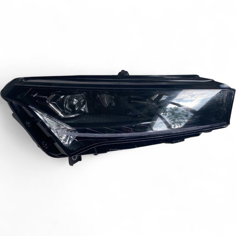 Frontscheinwerfer Skoda Enyaq 5LB941016G- Full LED Ein Stück (Rechts oder Links) SCH7875342975xq