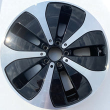 Load image into Gallery viewer, 1x Alufelge 18 Zoll 7.5&quot; 5x112 52ET A4474017300 Mercedes-Benz Vito Rim Wheel