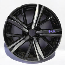 Laden Sie das Bild in den Galerie-Viewer, 1x Alufelge 18 Zoll 8.0&quot; 5x108 48ET Glanz Silber 9835058180 Peugeot 308 Iii