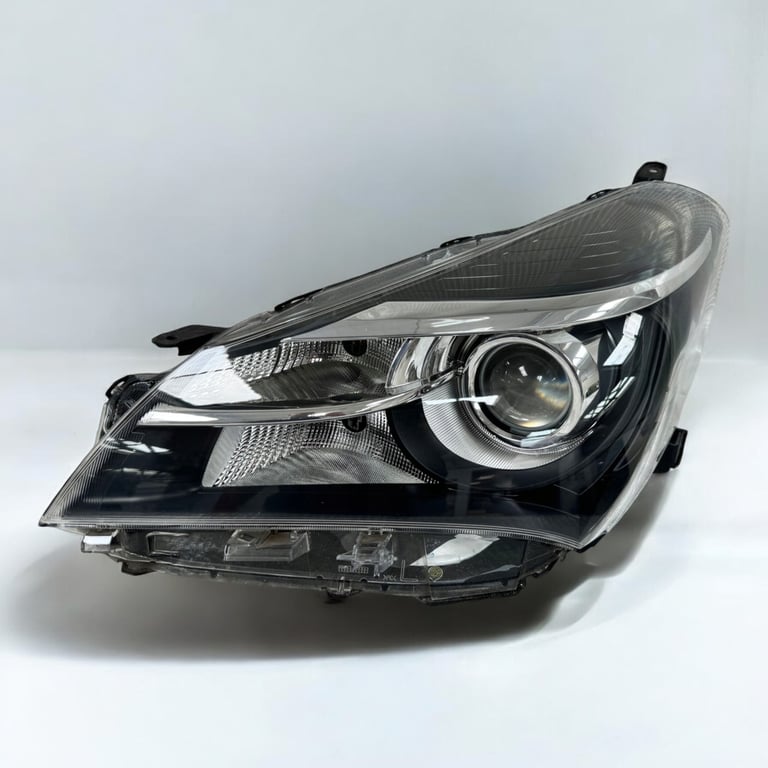 Frontscheinwerfer Toyota Yaris Links Scheinwerfer Headlight