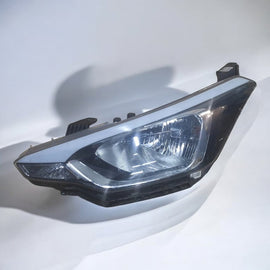 Frontscheinwerfer Hyundai I20 II 82101C8000 Ein Stück (Rechts oder Links)