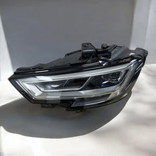 Laden Sie das Bild in den Galerie-Viewer, Frontscheinwerfer Audi A3 8V0941033C LED Links Scheinwerfer Headlight