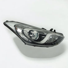 Load image into Gallery viewer, Frontscheinwerfer Hyundai I30 92102-A6020 Rechts Scheinwerfer Headlight