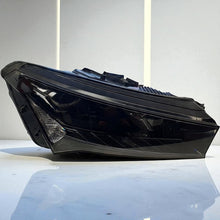 Laden Sie das Bild in den Galerie-Viewer, Frontscheinwerfer Skoda Enyaq 5LB941016B Full LED Rechts Scheinwerfer Headlight
