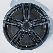 Load image into Gallery viewer, 1x Alufelge 18 Zoll 8.0" 5x120 52ET 8074186 BMW 2 F22 1 F21 F23 Rim Wheel FEL2702035809ge