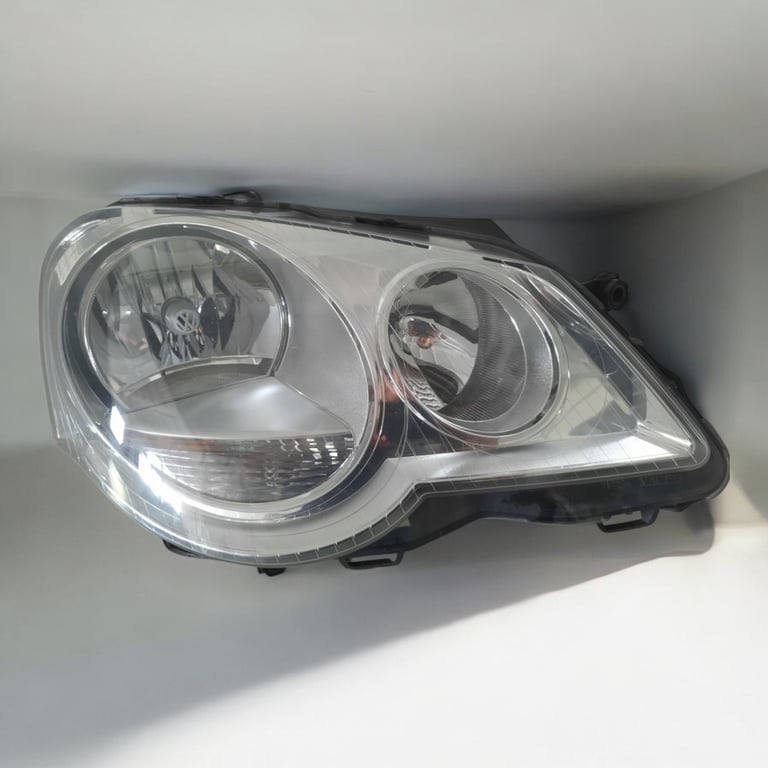 Frontscheinwerfer VW Polo IV 89312000 Rechts Scheinwerfer Headlight