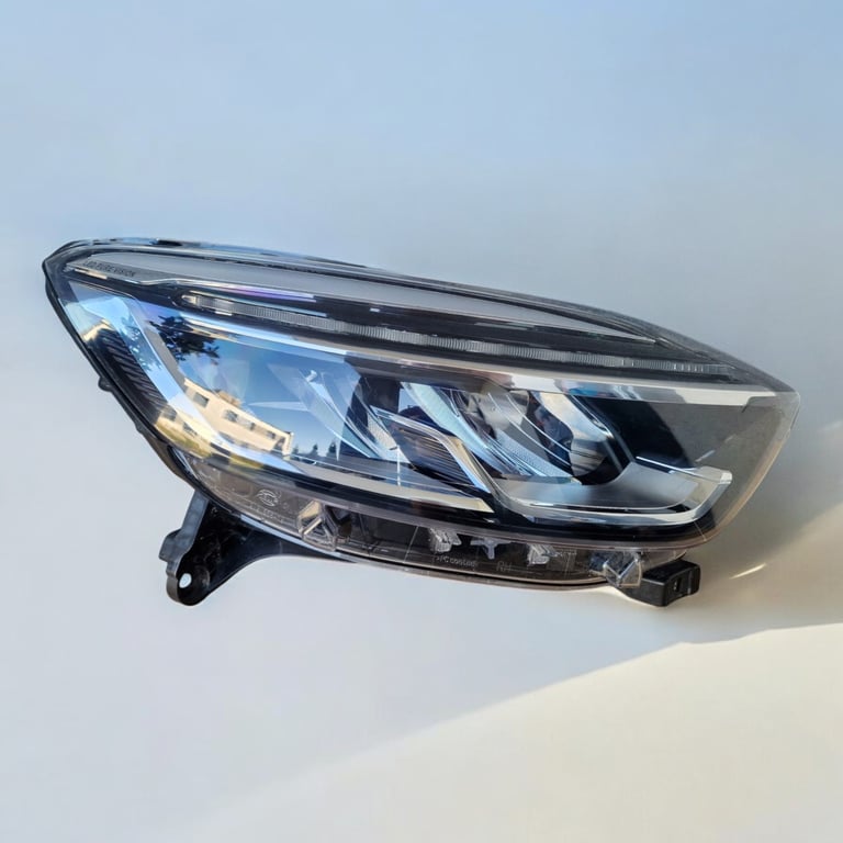 Frontscheinwerfer Renault Captur 260107244R LED Rechts Scheinwerfer Headlight