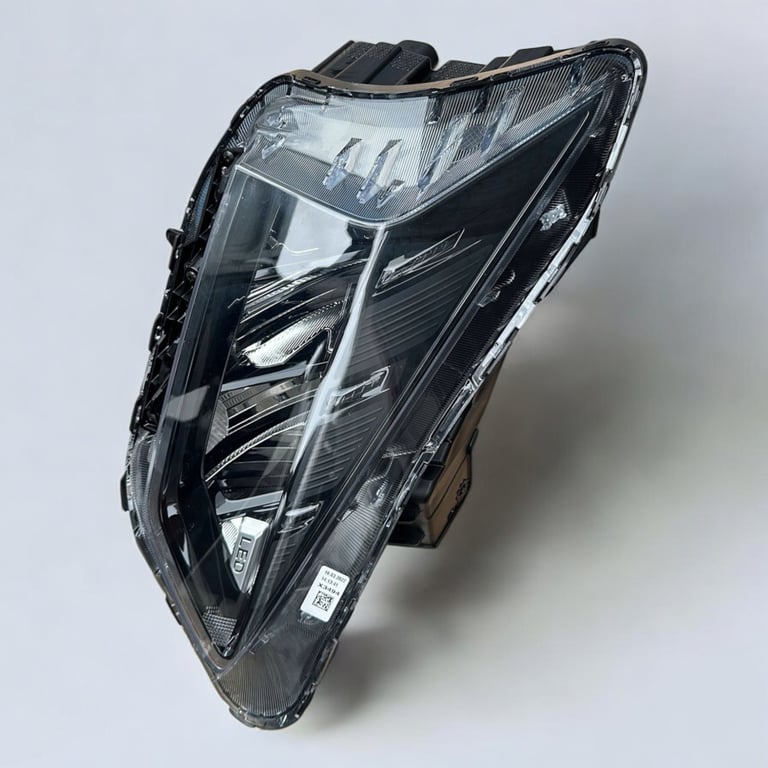 Frontscheinwerfer Hyundai Bayon Rechts Scheinwerfer Headlight