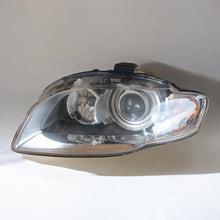 Load image into Gallery viewer, Frontscheinwerfer Audi A4 B7 8E0941003AM Xenon Links Scheinwerfer Headlight