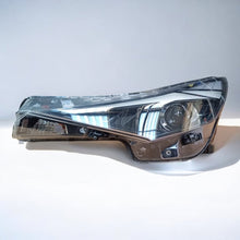 Load image into Gallery viewer, Frontscheinwerfer Hyundai Elantra VII 92101-AA Full LED Links Headlight