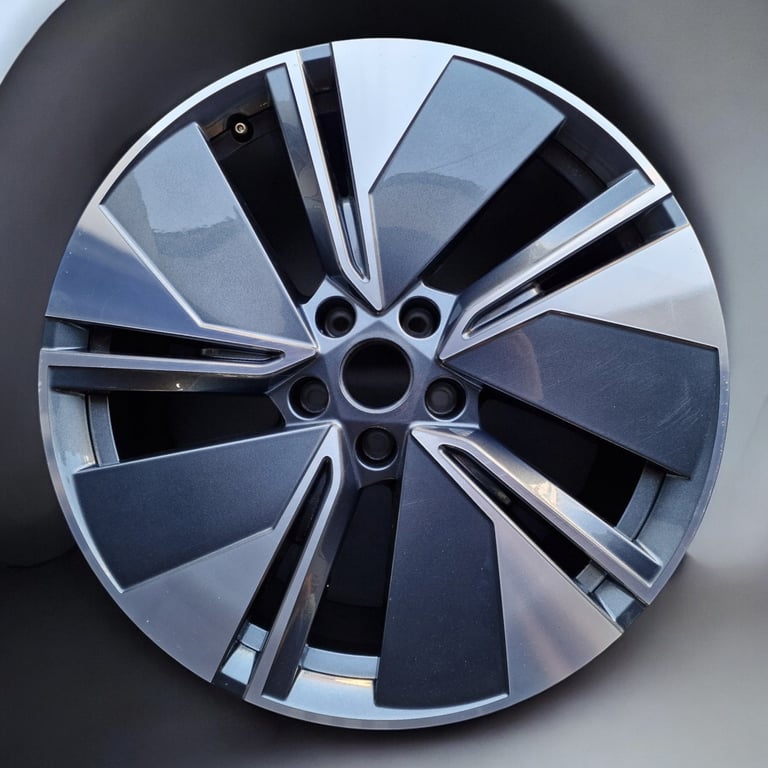 1x Alufelge 19 Zoll 8.0" 5x112 45ET Glanz Graphit 5LA601025A Mg Rim Wheel