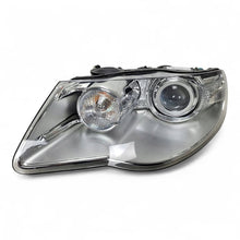 Laden Sie das Bild in den Galerie-Viewer, Frontscheinwerfer VW Touareg 7l6 7L6941040C Xenon Links Scheinwerfer Headlight SCH6394124591di