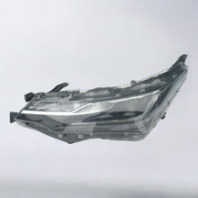 Load image into Gallery viewer, Frontscheinwerfer Toyota Corolla 81150-02L70 Links Scheinwerfer Headlight
