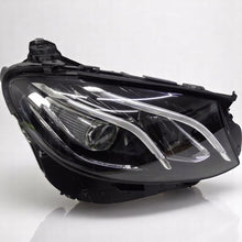 Laden Sie das Bild in den Galerie-Viewer, Frontscheinwerfer Mercedes-Benz W213 A2139069003 LED Rechts Headlight SCH8281042348ne