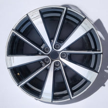 Laden Sie das Bild in den Galerie-Viewer, 1x Alufelge 19 Zoll 9.0&quot; 5x108 53ET Glanz Schwarz 32134523 Polestar 1 Rim Wheel