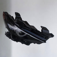 Load image into Gallery viewer, Frontscheinwerfer Mazda III 6283542335 Rechts Scheinwerfer Headlight
