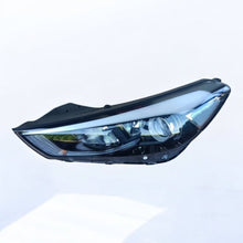 Load image into Gallery viewer, Frontscheinwerfer Hyundai Tucson 92101-D7100 LED Links Scheinwerfer Headlight