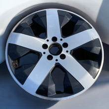 Load image into Gallery viewer, 1x Alufelge 18 Zoll 7.5" 5x112 53ET Glanz Grau A2474012800 Mercedes-Benz W247 FEL3003096522bq