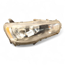 Laden Sie das Bild in den Galerie-Viewer, Frontscheinwerfer Mitsubishi Lancer P8597 Rechts Scheinwerfer Headlight