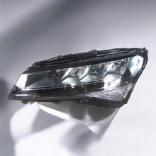 Load image into Gallery viewer, Frontscheinwerfer Skoda Superb III 3V1941015C Full LED Links Headlight