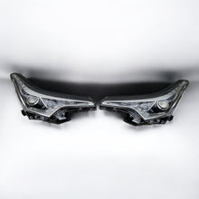 Load image into Gallery viewer, Frontscheinwerfer Toyota C-Hr Chr 81110-F4030 Ein Stück (Rechts oder Links)