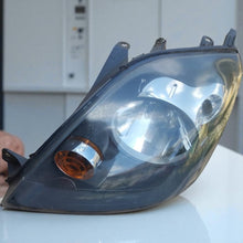 Laden Sie das Bild in den Galerie-Viewer, Frontscheinwerfer Ford Fiesta 6S61-13W030-AD Links Scheinwerfer Headlight SCH8801879275tq