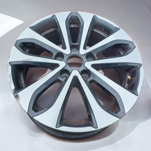 Laden Sie das Bild in den Galerie-Viewer, 1x Alufelge 16 Zoll 6.5&quot; 5x114.3 44ET 403007532R Renault Rim Wheel