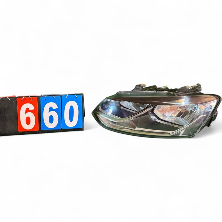 Frontscheinwerfer VW Polo 6C1941005 Ein Stück (Rechts oder Links) Headlight SCH5504457508qu