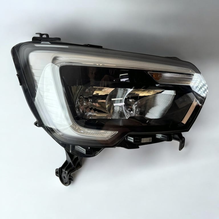 Frontscheinwerfer Renault Master 260105567R Rechts Scheinwerfer Headlight